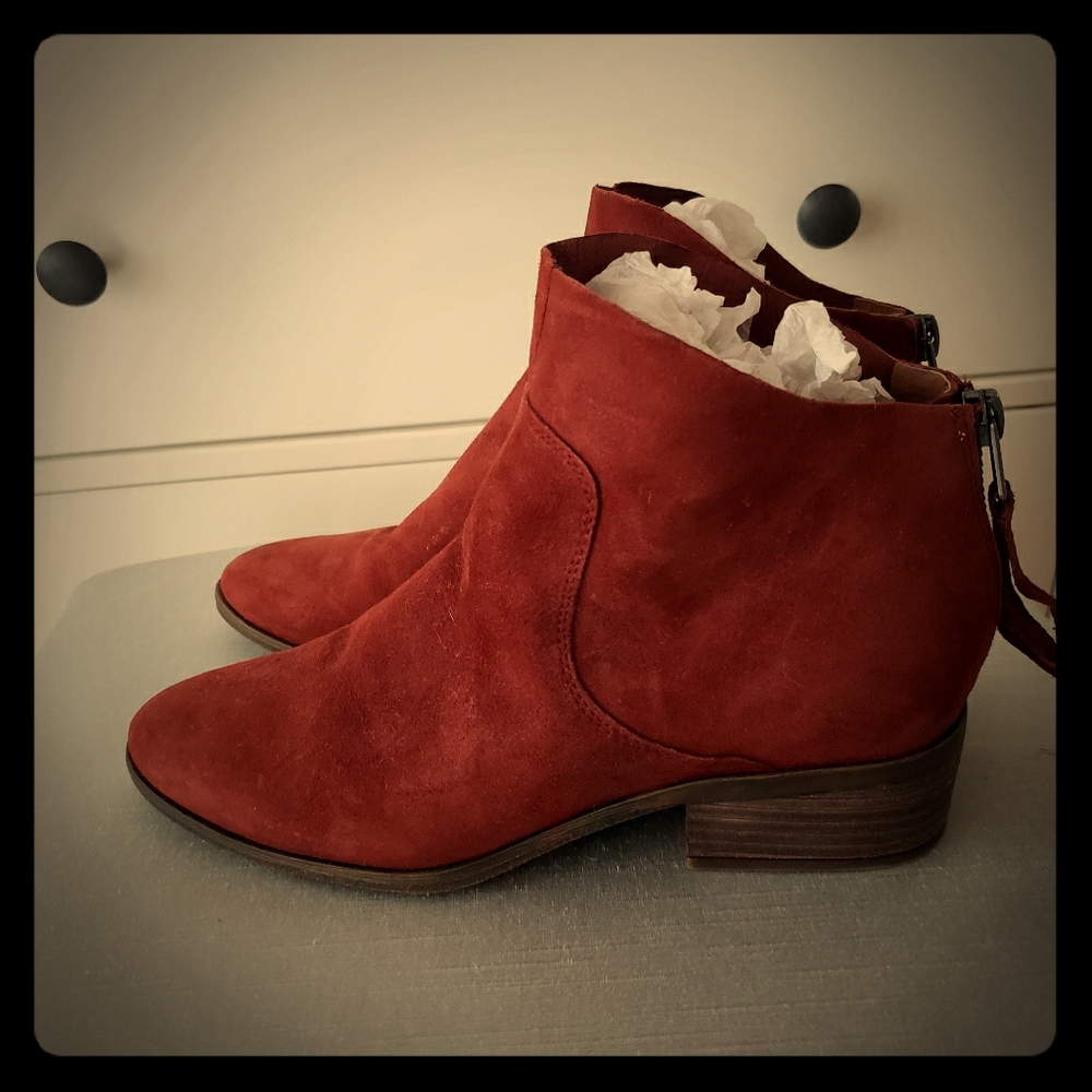 Lucky Brand boots - Picture 1 of 5